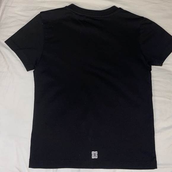 SOLD Givenchy kids shirt size 5 - Picture 3 of 3